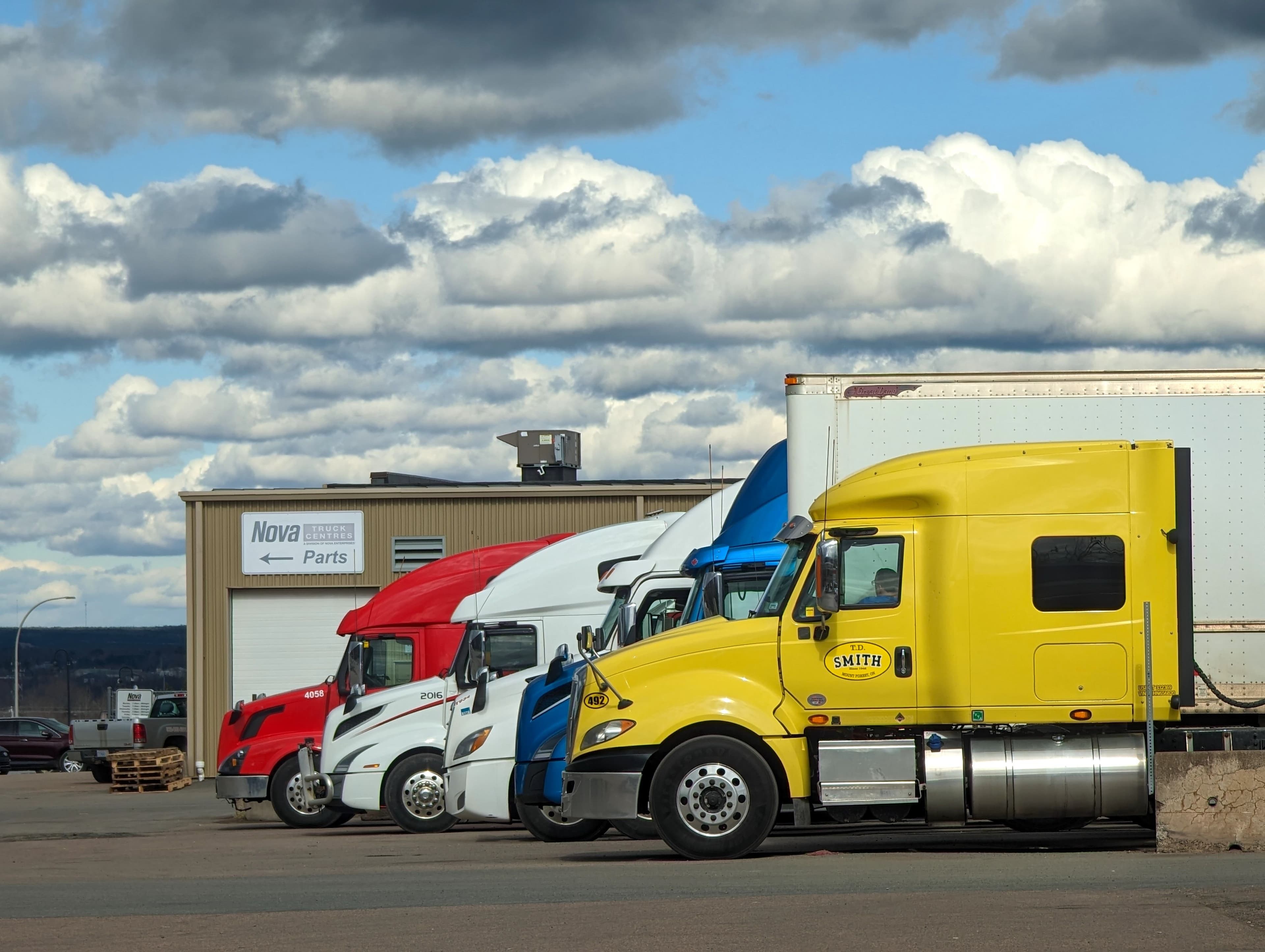 Fleet management for heavy trucks